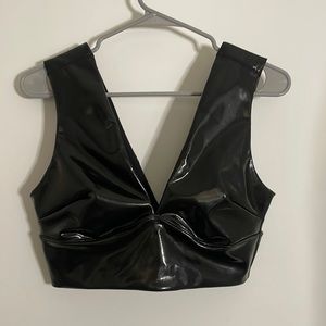 Carbon38 patent leather top